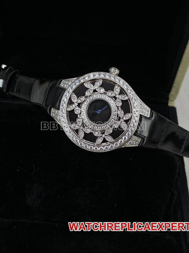 watch Graf VCA factory sapphire crystaldiamond33mmquartz movementfront live photo