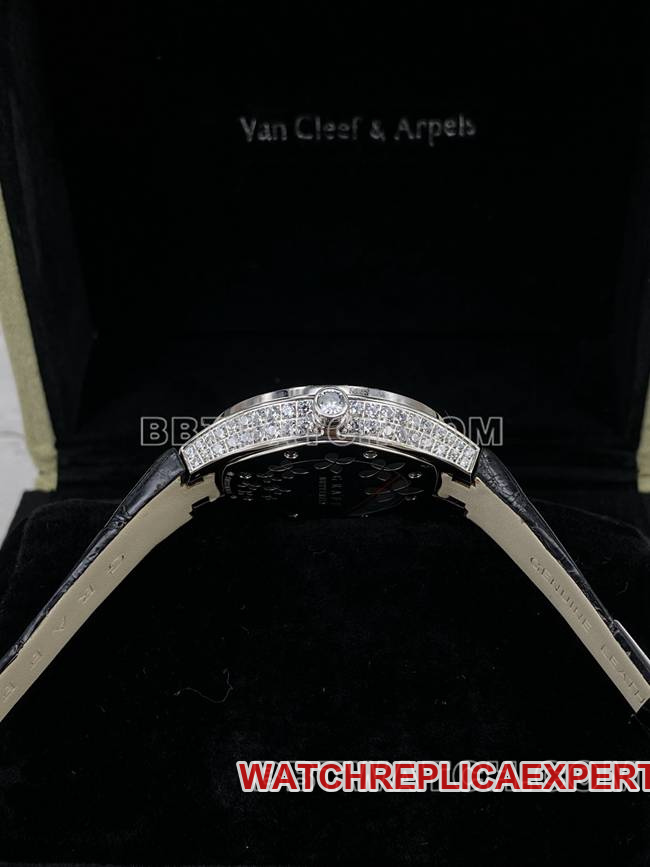watch Graf VCA factory sapphire crystaldiamond33mmquartz movementside live photo