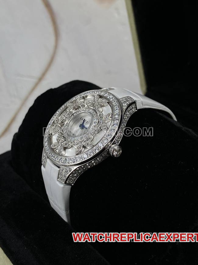 collectible watch Graf VCA factory sapphire crystaldiamond33mmquartz movementfront live photo
