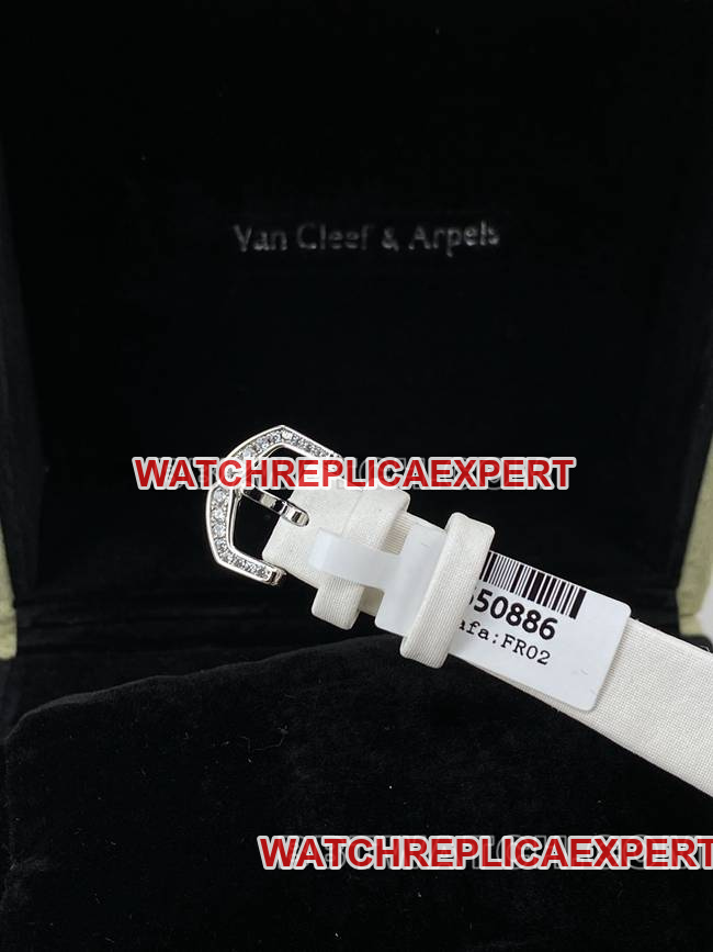 watch VCA factory Graf sapphire crystaldiamond33mmquartz movementclasplive photos