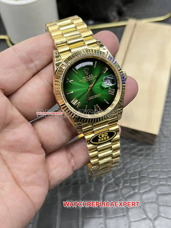 top-tier watch CBD factory RolexDay-Date3255 mechanical green dial40mmfront live photo