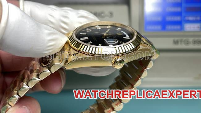 collectible watch CBD factory RolexDay-Date3255 mechanical black dial40mmside live photo