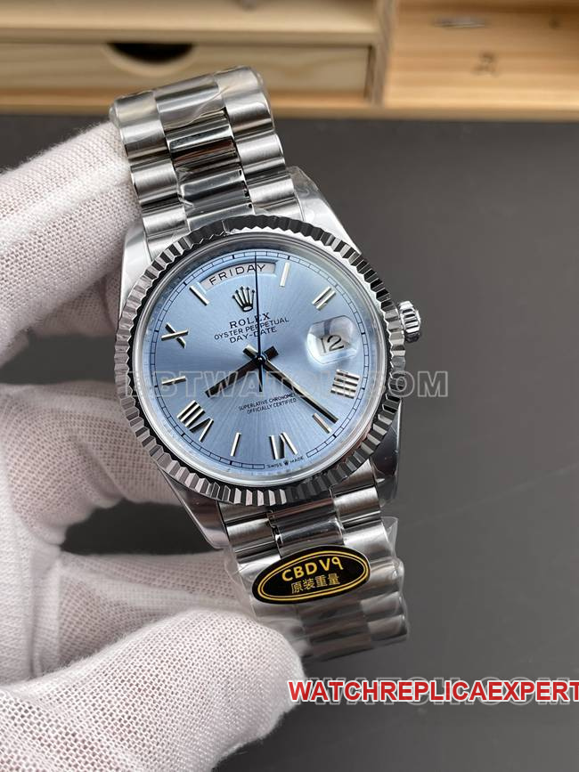 collectible watch CBD factory Day-DateRolex3255 mechanical ice blue dial40mmfront live photo