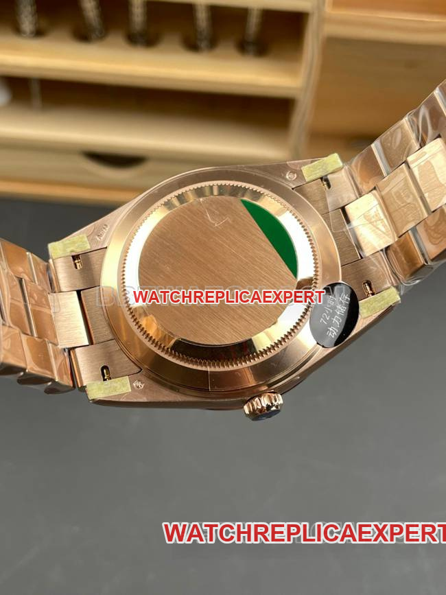 watch CBD factory Day-DateRolex3255 mechanical rose gold olive green dialcaseback live photo