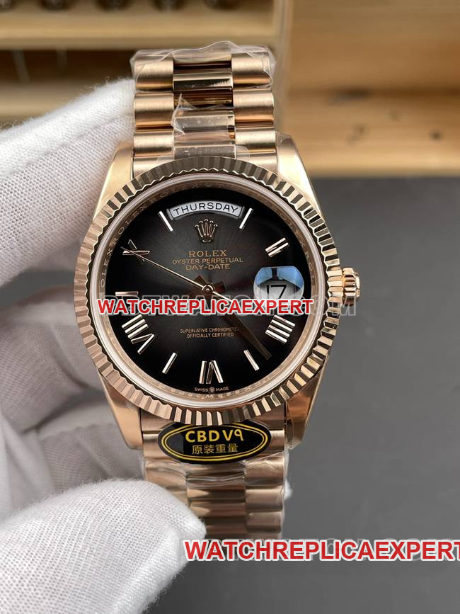collectible watch CBD factory Day-DateRolex3255 mechanical rose gold smoked black dialfront live photo