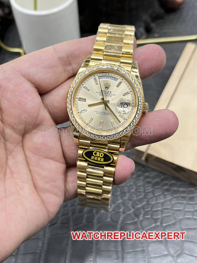 collectible watch CBD factory gold plate RolexDay-Dateyellow golddiamond bezel3255 mechanical front live photo