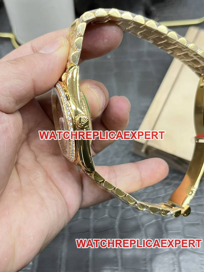 collectible watch CBD factory gold plate RolexDay-Dateyellow golddiamond bezel3255 mechanical side live photo
