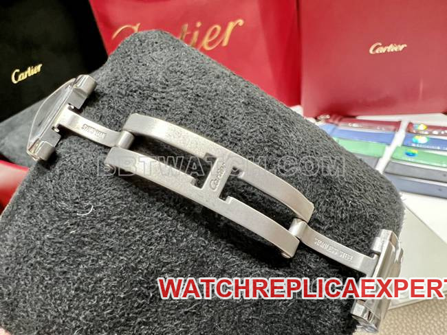 1:1replica watch tank DR factory Cartier silver white dial medium quartz steel braceletclasplive photos