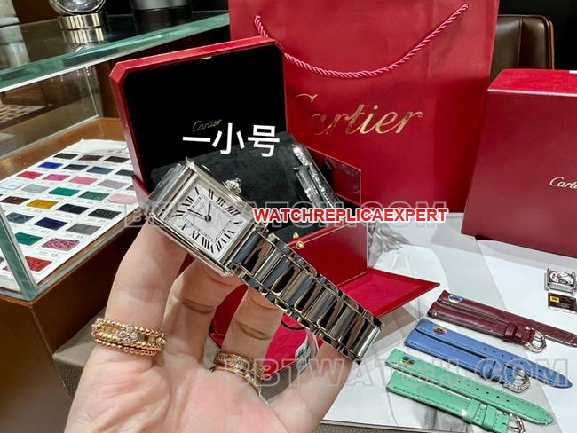 watch tank DR factory Cartier silver white dialquartz steel braceletfront live photo