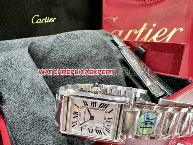 watch tank DR factory Cartier silver white dialquartz steel braceletfront live photo