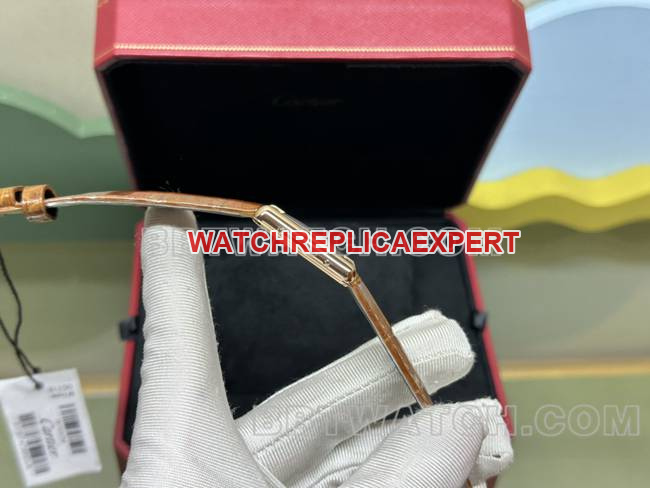 collectible watch tank DR factory Cartier silver white dialquartz gold brown braceletside live photo