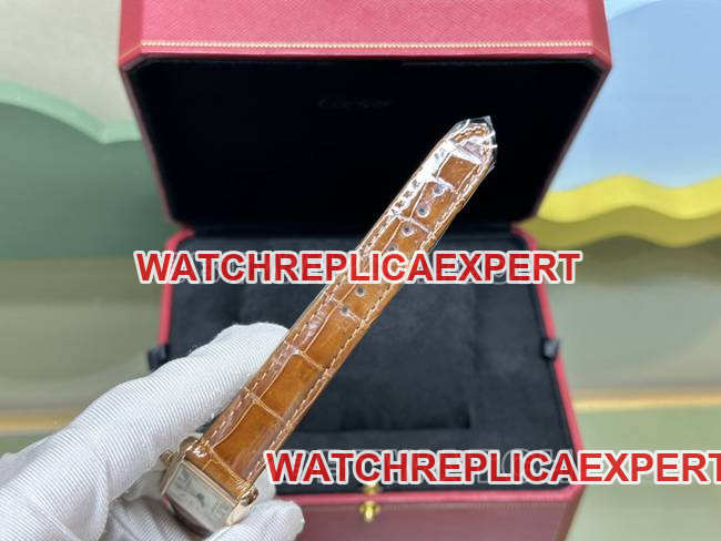 collectible watch tank DR factory Cartier silver white dialquartz gold brown braceletbraceletlive photos