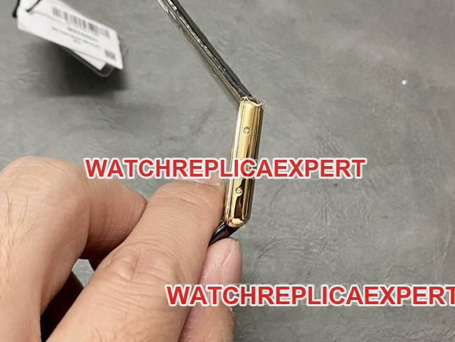 top-tier watch DR factory Cartier tank black dialquartz black braceletside live photo