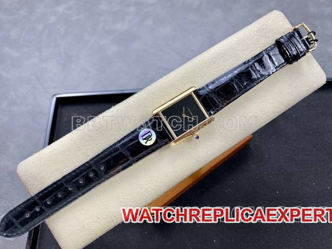 collectible watch DR factory Cartier tank black dial gold case quartz black braceletfront live photo