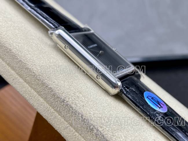 1:1replica watch DR factory Cartier tank black dialquartz black braceletside live photo