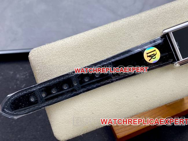1:1replica watch DR factory Cartier tank black dialquartz black braceletbraceletlive photos