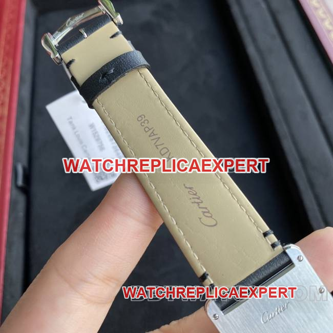 top-tier watch DR factory tank Cartierwhite dial medium quartz black braceletbraceletlive photos