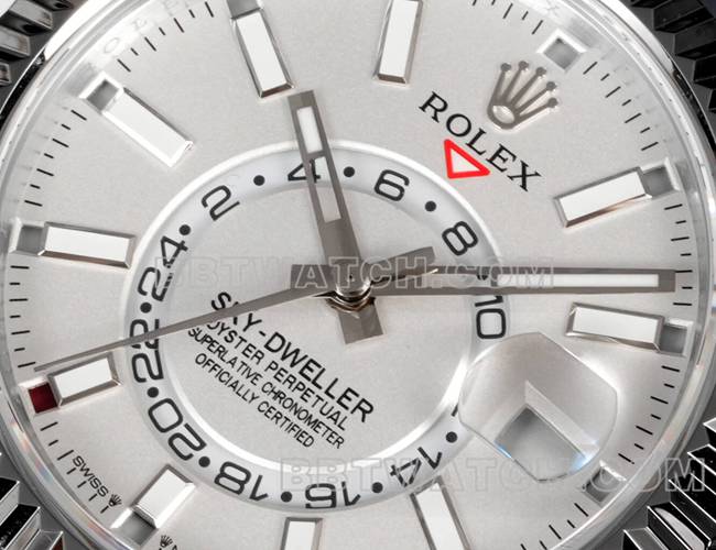 collectible watch Navigator AR+ factory Rolexwhite dial mechanical steel braceletfront live photo