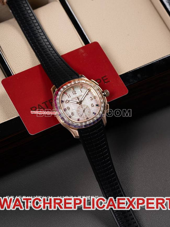 watch PPM factory Patek PhilippeAquanaut mechanical black rubber braceletfront live photo