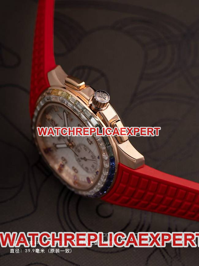 collectible watch Patek PhilippePPM factory Aquanaut mechanical red rubber braceletside live photo