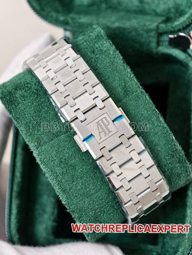 collectible watch Royal OakDDF factory Audemars Piguetblack dial4302 mechanical 15510braceletlive photos