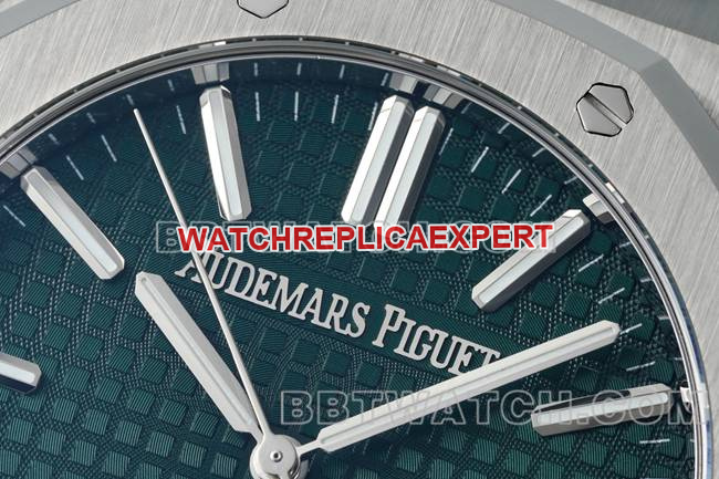 top-tier watch Royal OakDDF factory Audemars Piguetgreen dial4302 mechanical 15510front live photo