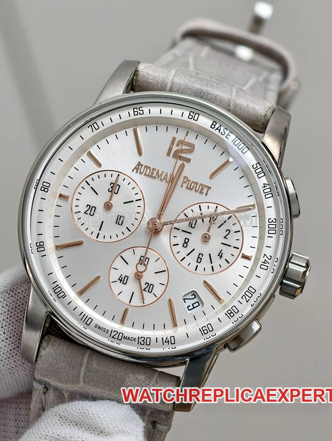 collectible watch CODE 11.59Audemars PiguetAPS factory silver gray plate 4401 mechanical 26393front live photo