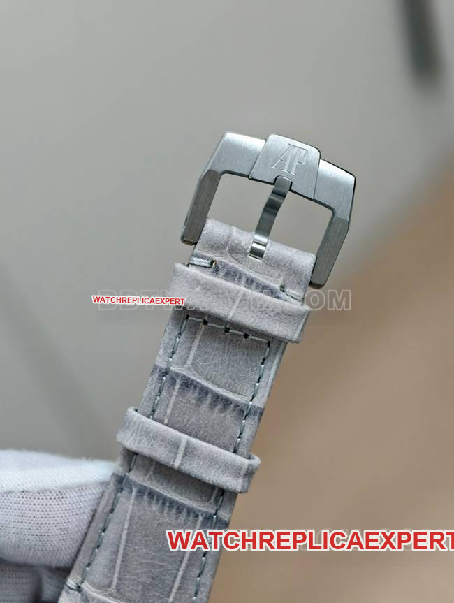 collectible watch CODE 11.59Audemars PiguetAPS factory silver gray plate 4401 mechanical 26393clasplive photos