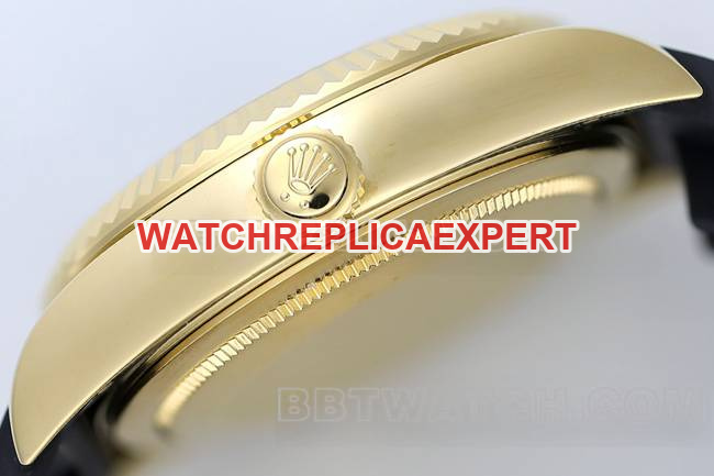 collectible watch ZF Factory Navigator Rolexblack dial9002 mechanical rubber braceletside live photo