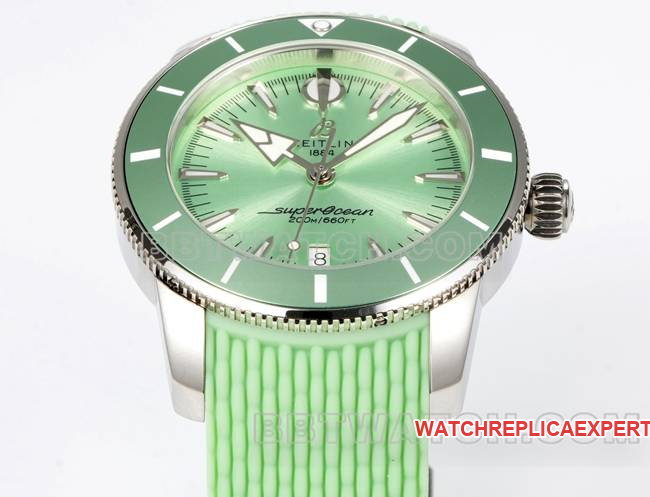 1:1replica watch super ocean culture BLS factory Breitling light green dial rubber braceletfront live photo