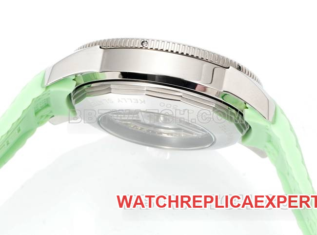 1:1replica watch super ocean culture BLS factory Breitling light green dial rubber braceletside live photo