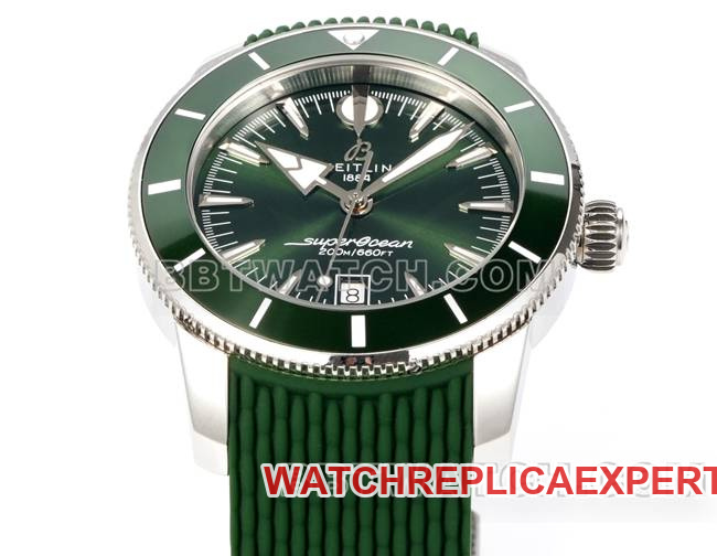 collectible watch superocean culture BLS factory Breitlinggreen dial rubber braceletfront live photo