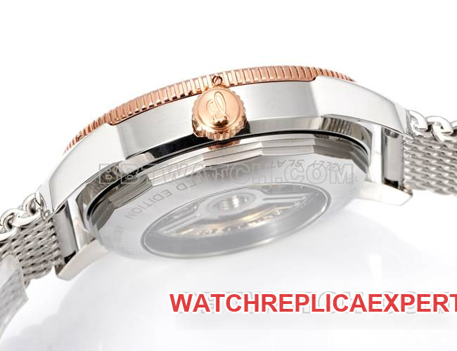 1:1replica watch BLS factory super ocean culture Breitlingblack dialrose gold steel braceletside live photo