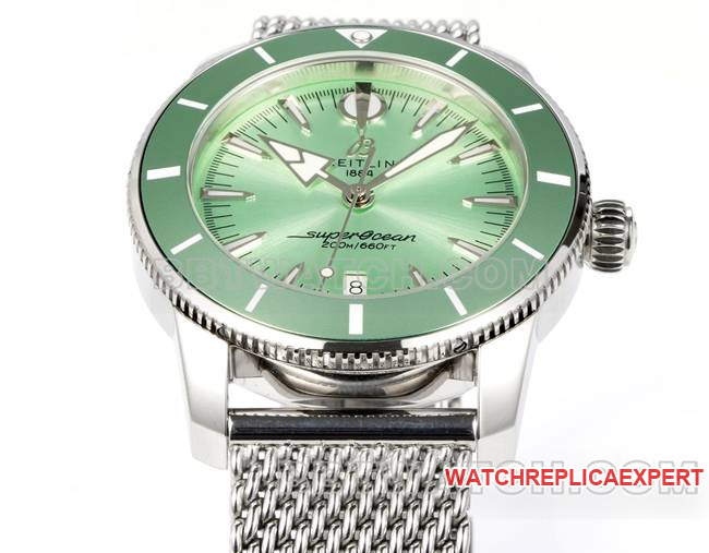 Best replicaBLS factory super ocean culture Breitling light green dial steel braceletfront live photo