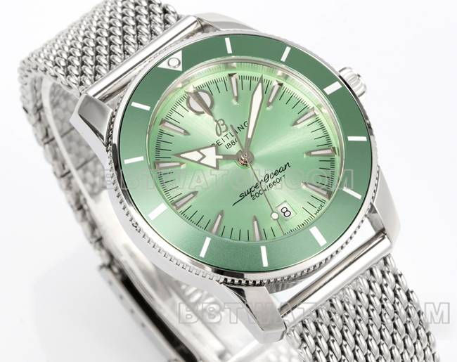 Best replicaBLS factory super ocean culture Breitling light green dial steel braceletfront live photo
