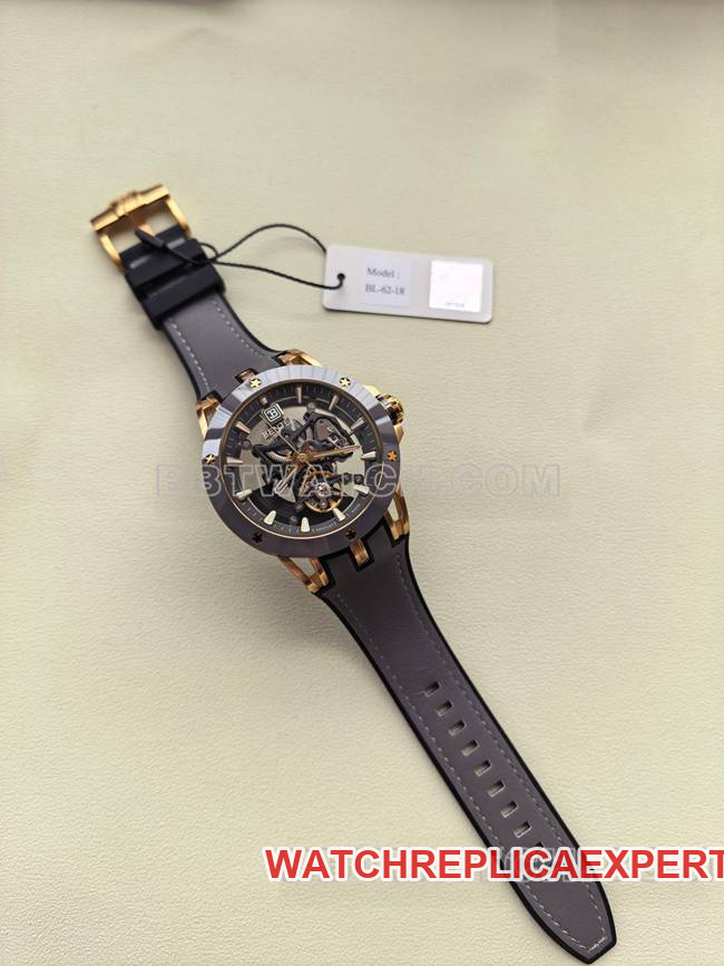 1:1replica watch Bentley BL-62 peak gray rubber braceletfront live photo