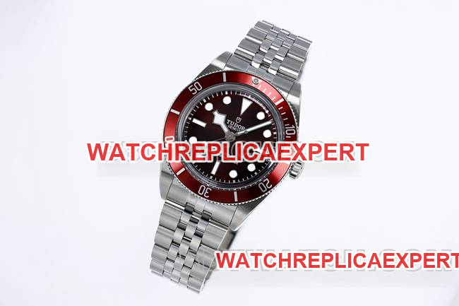 collectible watch ZF Factory Black Bay Tudor dark red dial steel braceletfront live photo