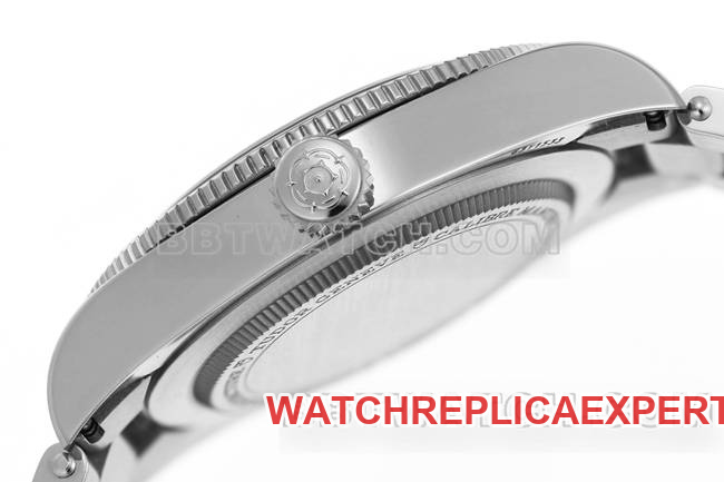 top-tier watch ZF Factory Biwan Tudor dark red dial steel braceletside live photo