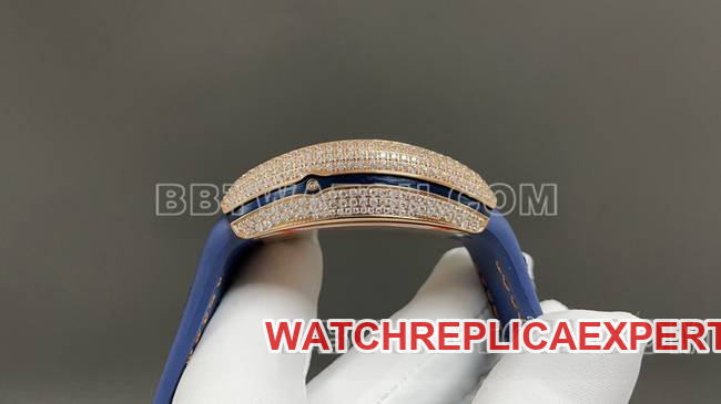 ABF factory Frank Muller 1:1replica watch V45blue dial gold diamond case leather braceletside live photo