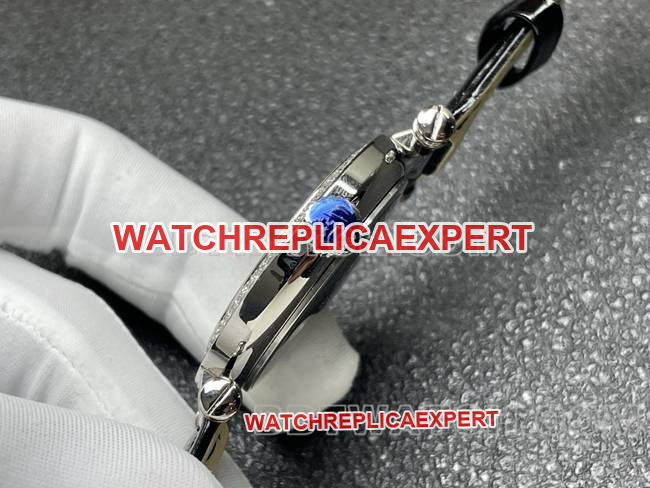 1:1replica watch frank Muller quartzABF factory black dialdiamond bezel black leather braceletside live photo