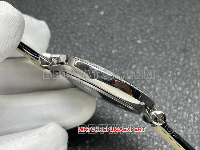 Frank Muller watch quartzABF factory diamond bezel black leather braceletside live photo