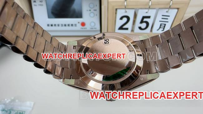 watch VS FactoryRolexDay-Date rose goldsteel braceletcaseback live photo