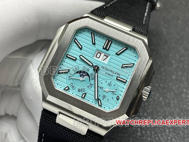 watch P1 factory Patek PhilippeCUBITUS light blue dial5822P-001front live photo