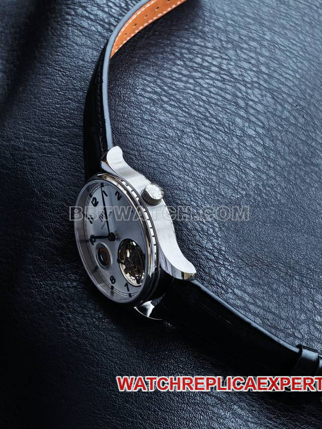 watch TUR factory IWC Portugal white dialtourbillonside live photo