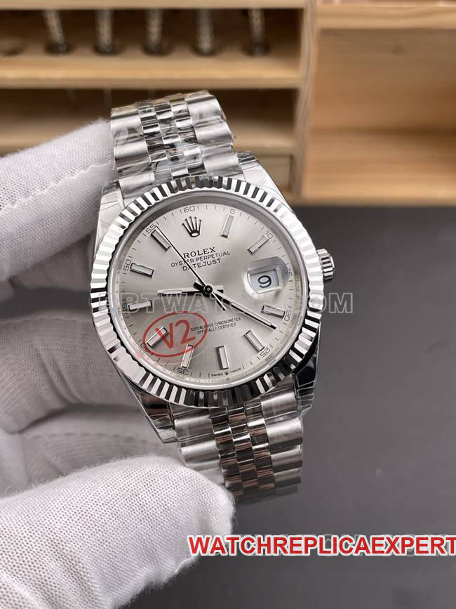 1:1replica watch VS Factory log Rolexsilver dial3235 mechanical 41mmfront live photo