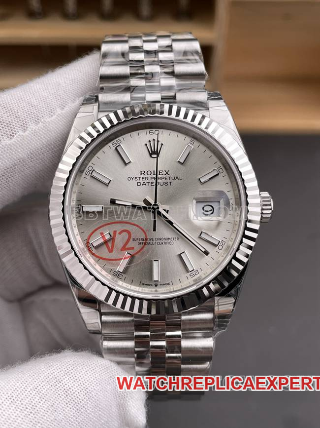 1:1replica watch VS Factory log Rolexsilver dial3235 mechanical 41mmfront live photo