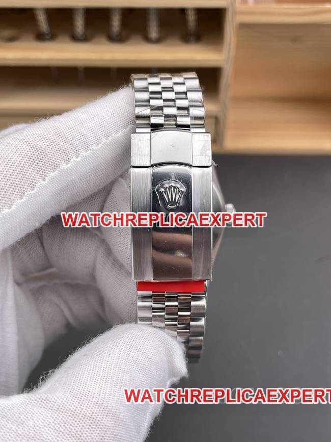 1:1replica watch VS Factory log Rolexsilver dial3235 mechanical 41mmbraceletlive photos