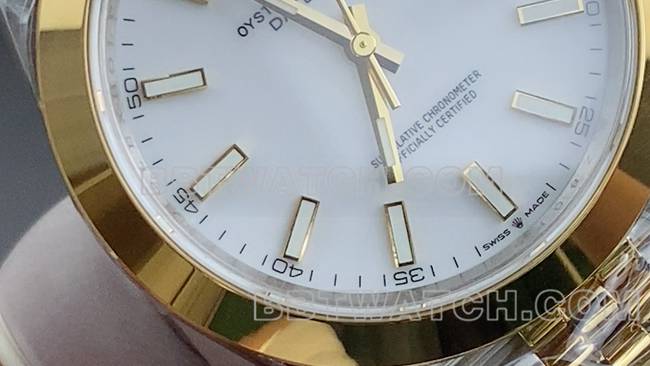 1:1replica watch log VS FactoryRolexwhite dial3235 mechanical 36mmfront live photo