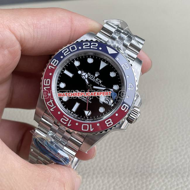 top-tier watch ERF factory GMT-MasterRolexblack dial red and blue circle 3285 mechanical front live photo