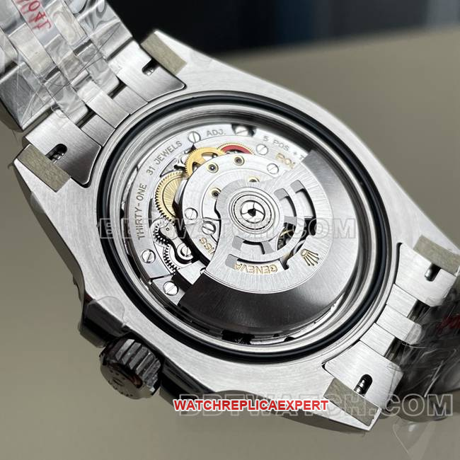 top-tier watch ERF factory GMT-MasterRolexblack dial red and blue circle 3285 mechanical caseback live photo